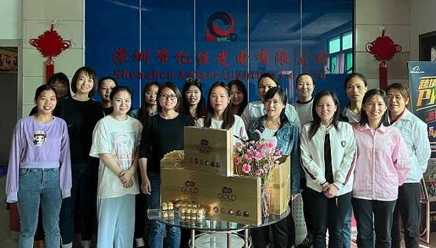 情暖三月！EBET易博集团祝所有女神节日快乐 